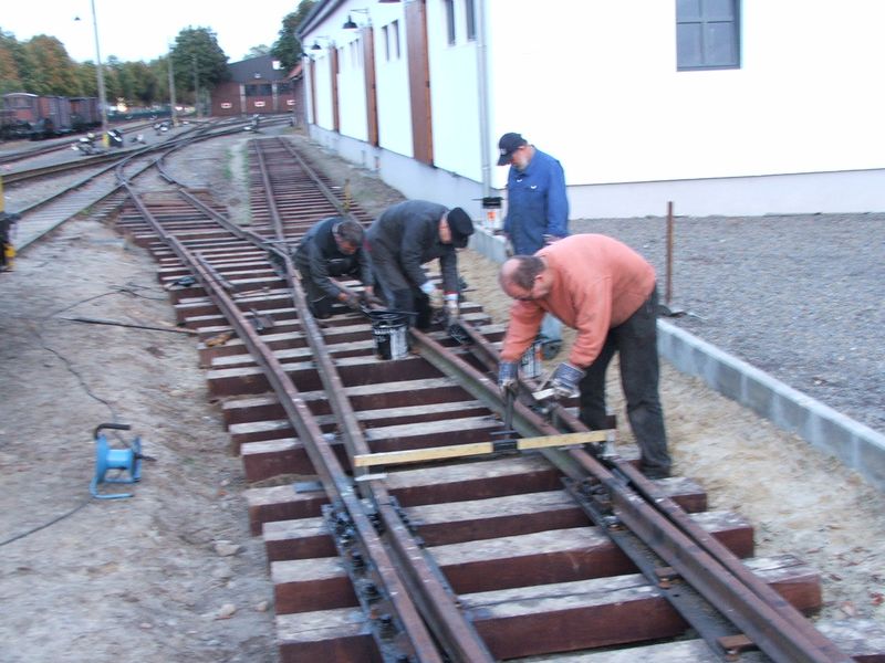 2009-10-01, Museumbahn Weichenbau36.JPG